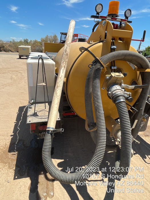 2023 VAC-TRON LP573XDT