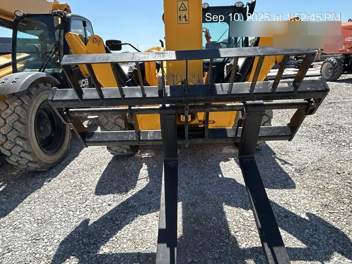 2024 JCB 510-56