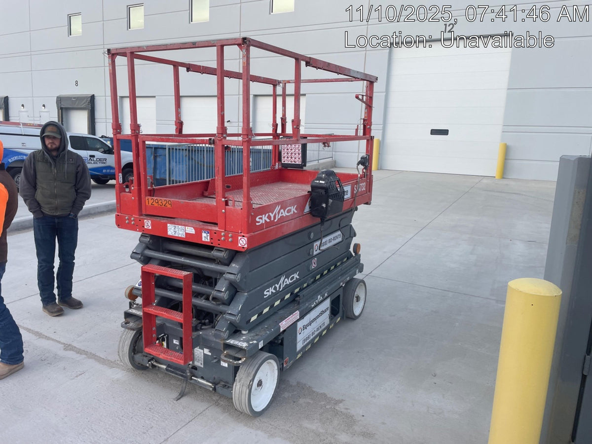 2021 SKYJACK SJ4732
