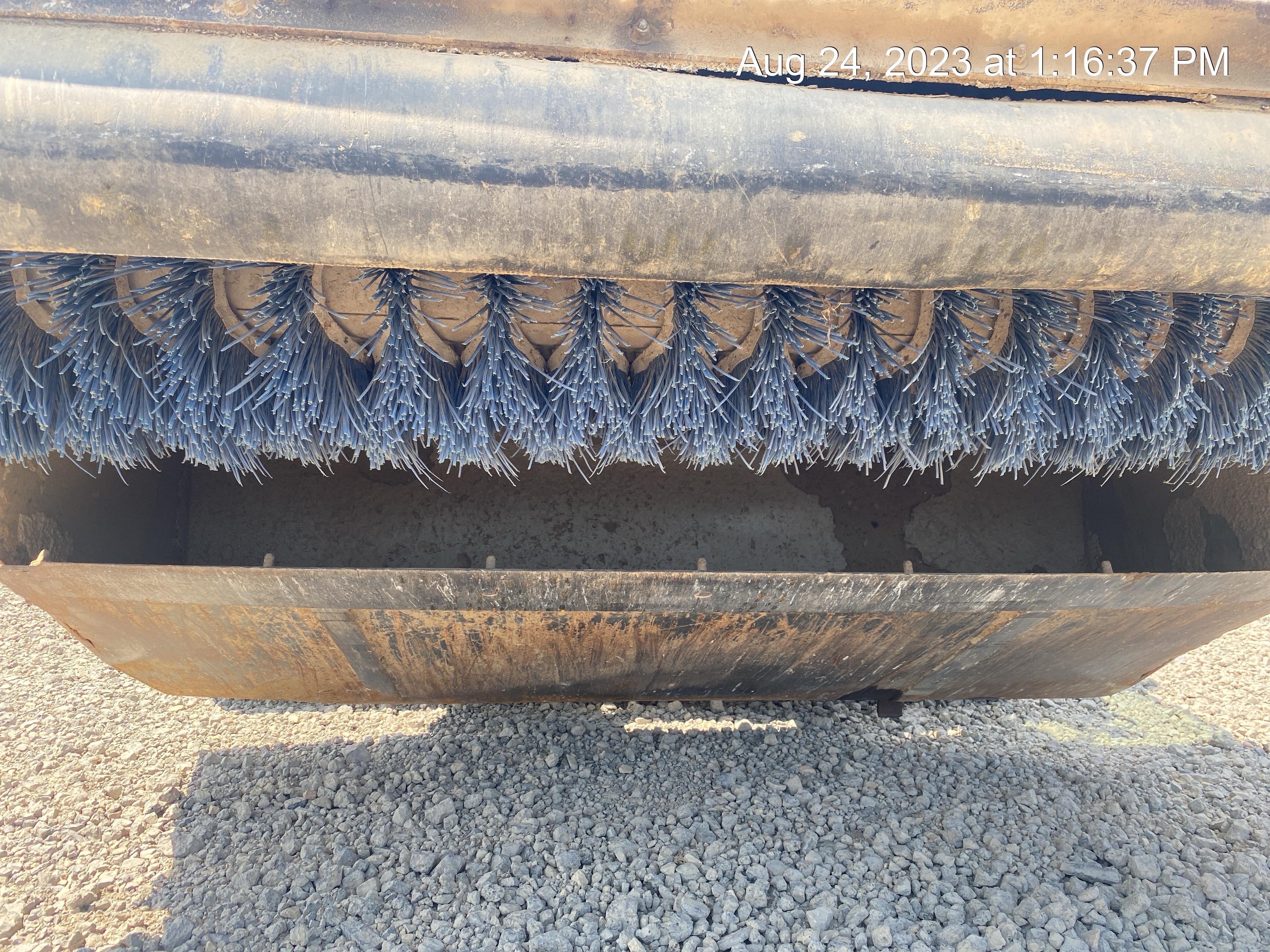 2019 PALADIN Sweepster SB72