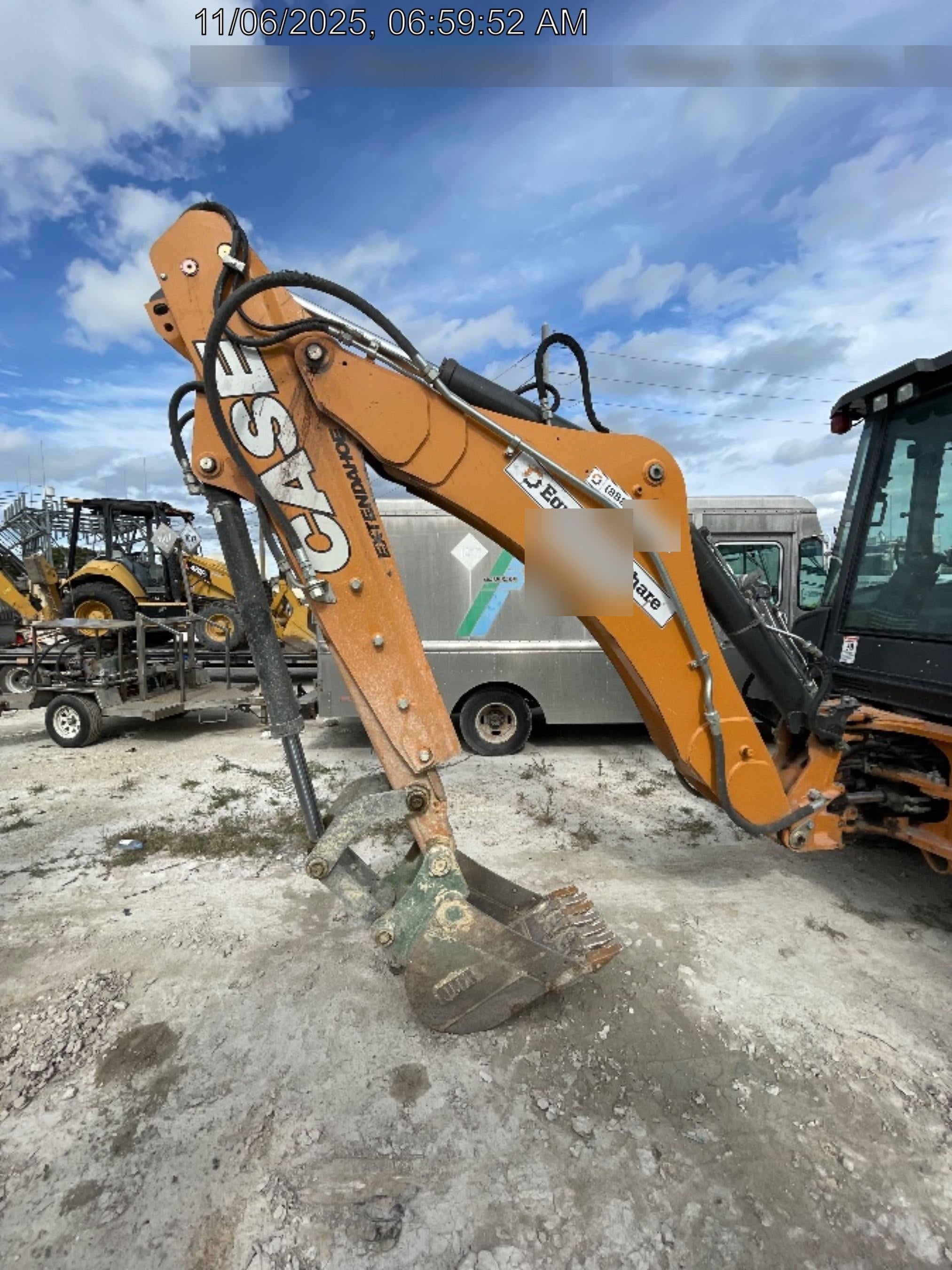2023 CASE 580SV