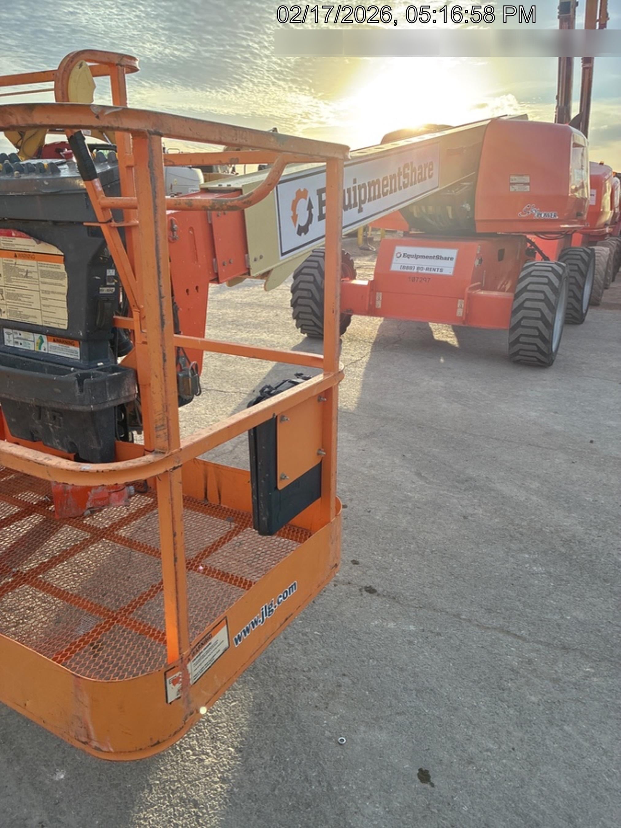 2020 JLG 600S
