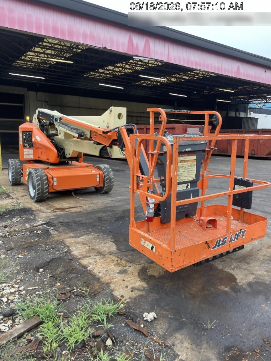 2019 JLG E450AJ