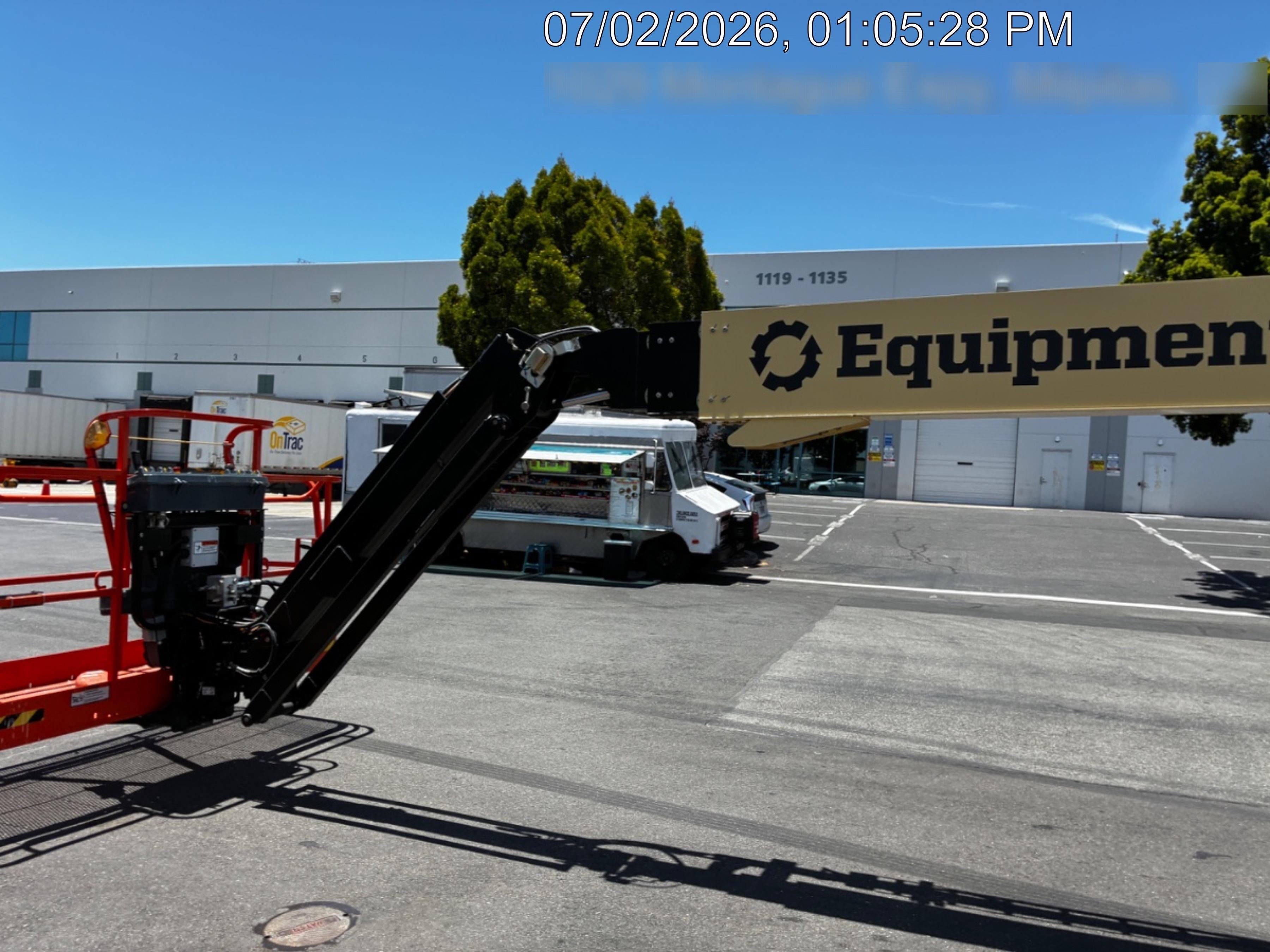 2025 JLG 660SJ