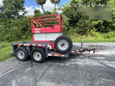 2018 JLG 1012