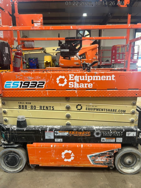 2024 JLG ES1932