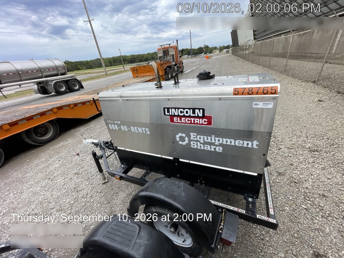 2021 Lincoln Electric Dual Maverick 200/200X Ready Pak 3 (includes trailer, cable rack, fender light kit)