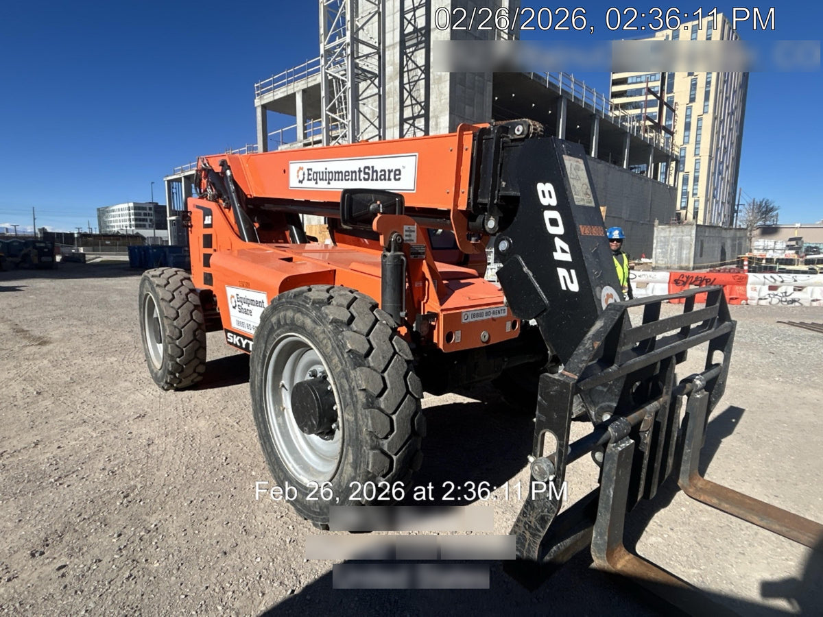 2022 SKYTRAK 8042