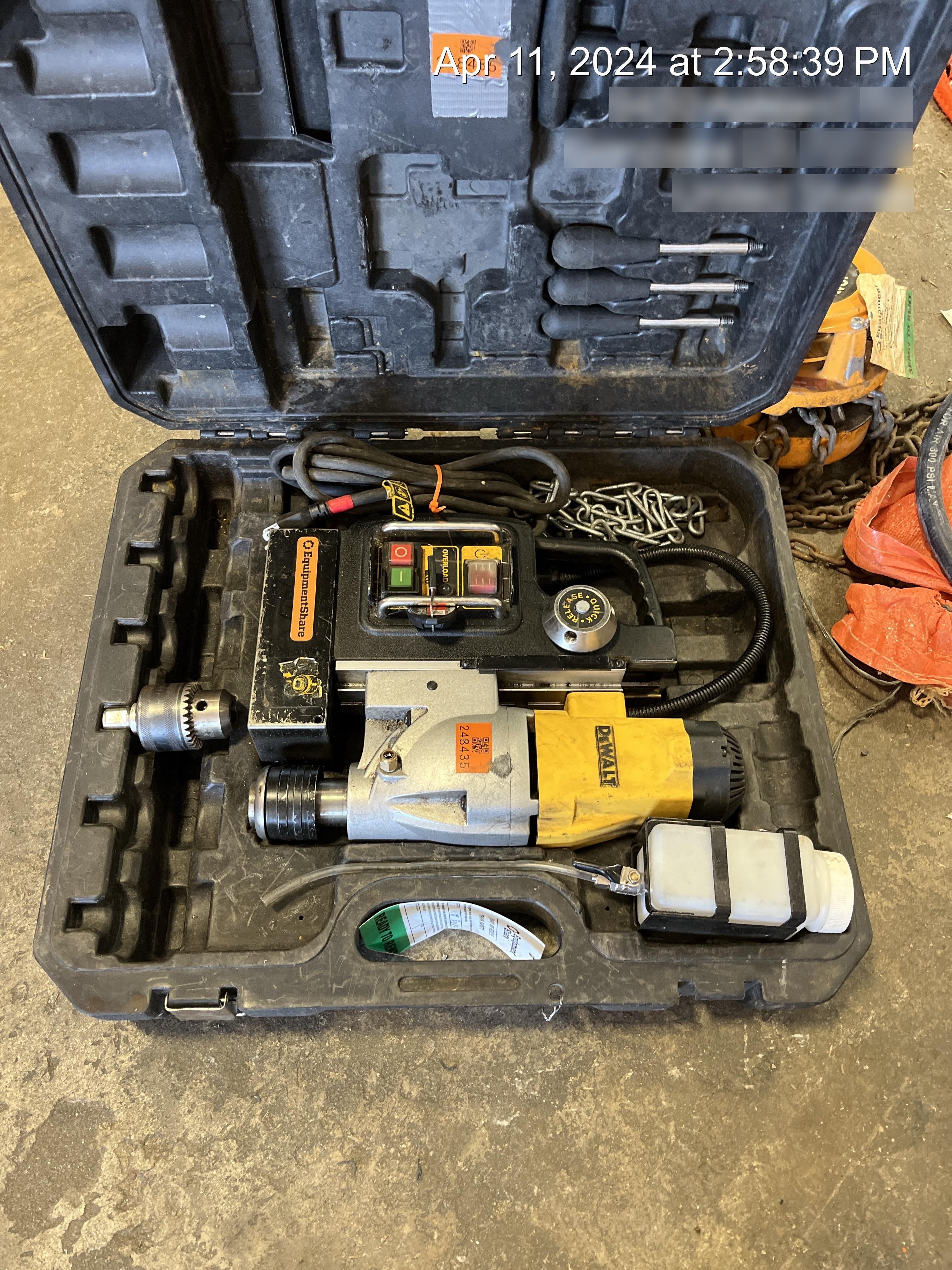 2022 DEWALT DWE1622K