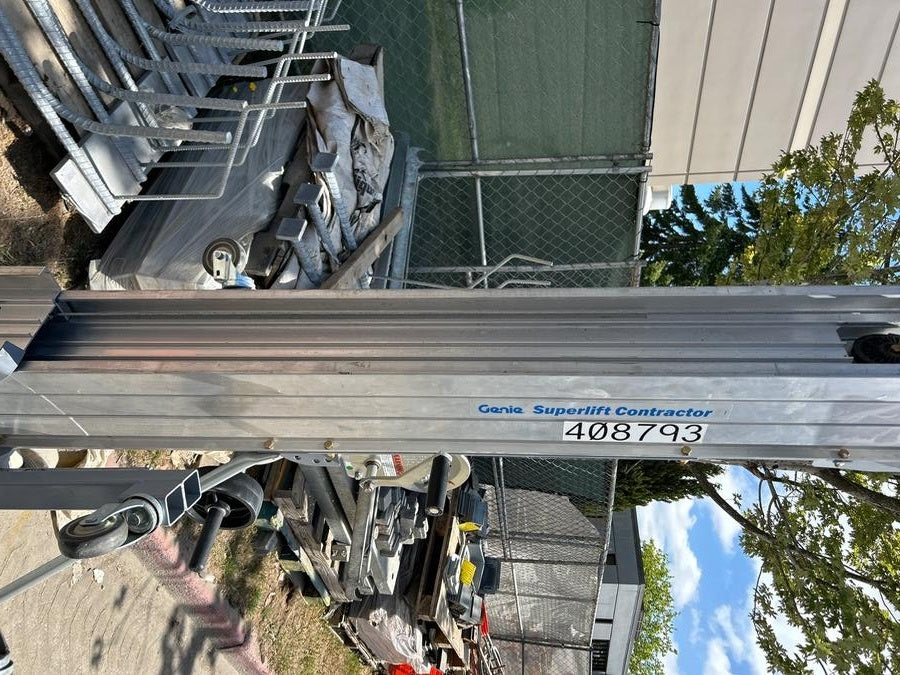 2024 GENIE SLC-18