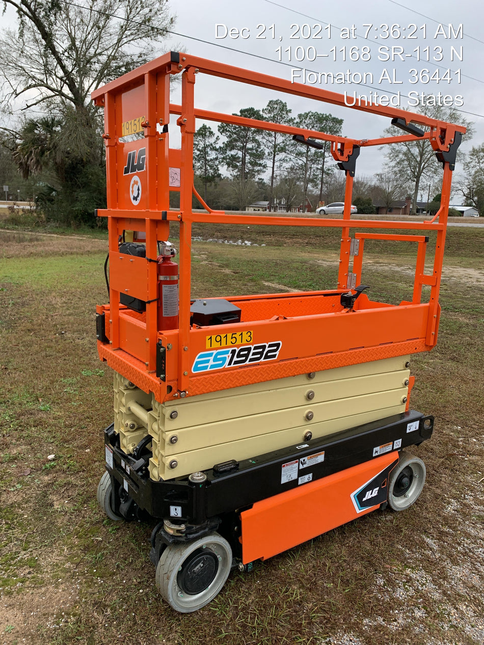 2021 JLG ES1932