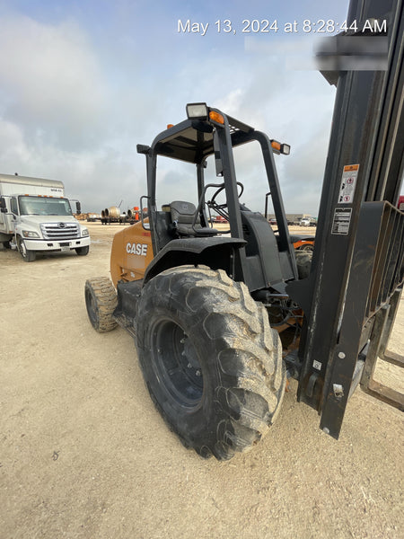 2021 CASE 588H