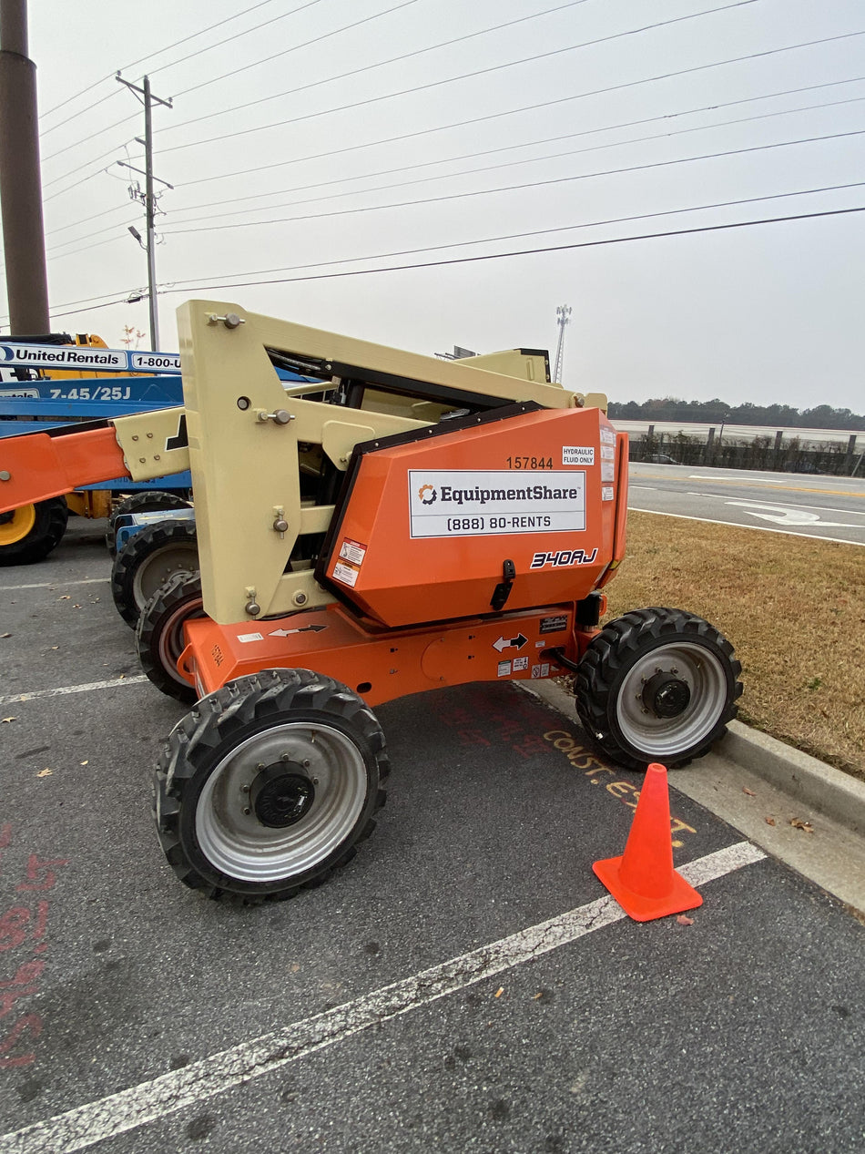 2021 JLG 340AJ