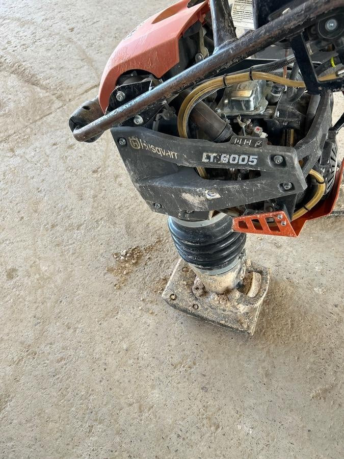 2024 HUSQVARNA LT6005
