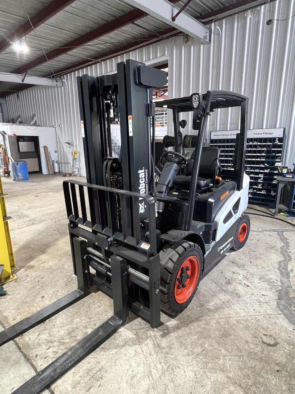 2025 DOOSAN D30S-9