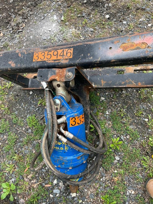 2023 AUGER TORQUE 3300-30