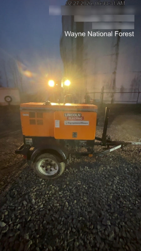 2021 Lincoln Electric Vantage 322 Vantage 322 Ready Pak 3 w/ Decals, ORANGE (includes trailer, cable rack, fender light kit) NO Telematics