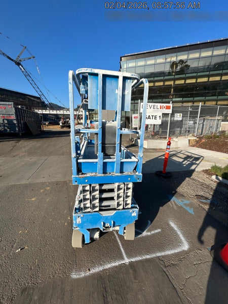 2019 Genie GS-1930 Half Height Swing Gate, 800W Inverter