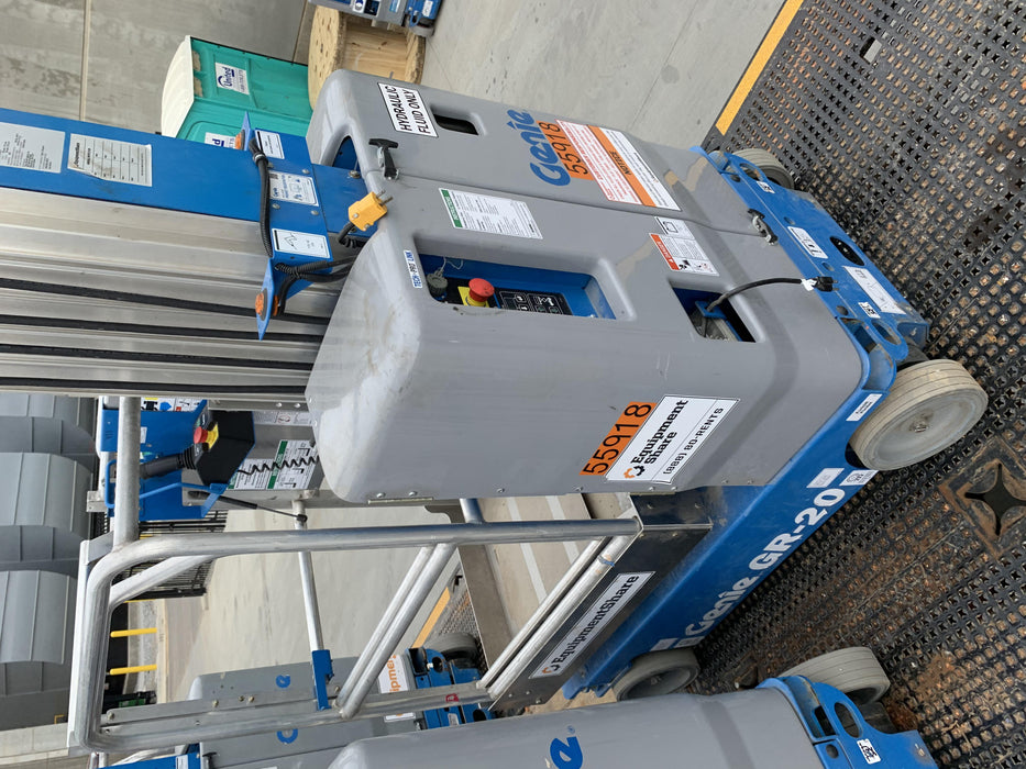 2019 GENIE GR-20