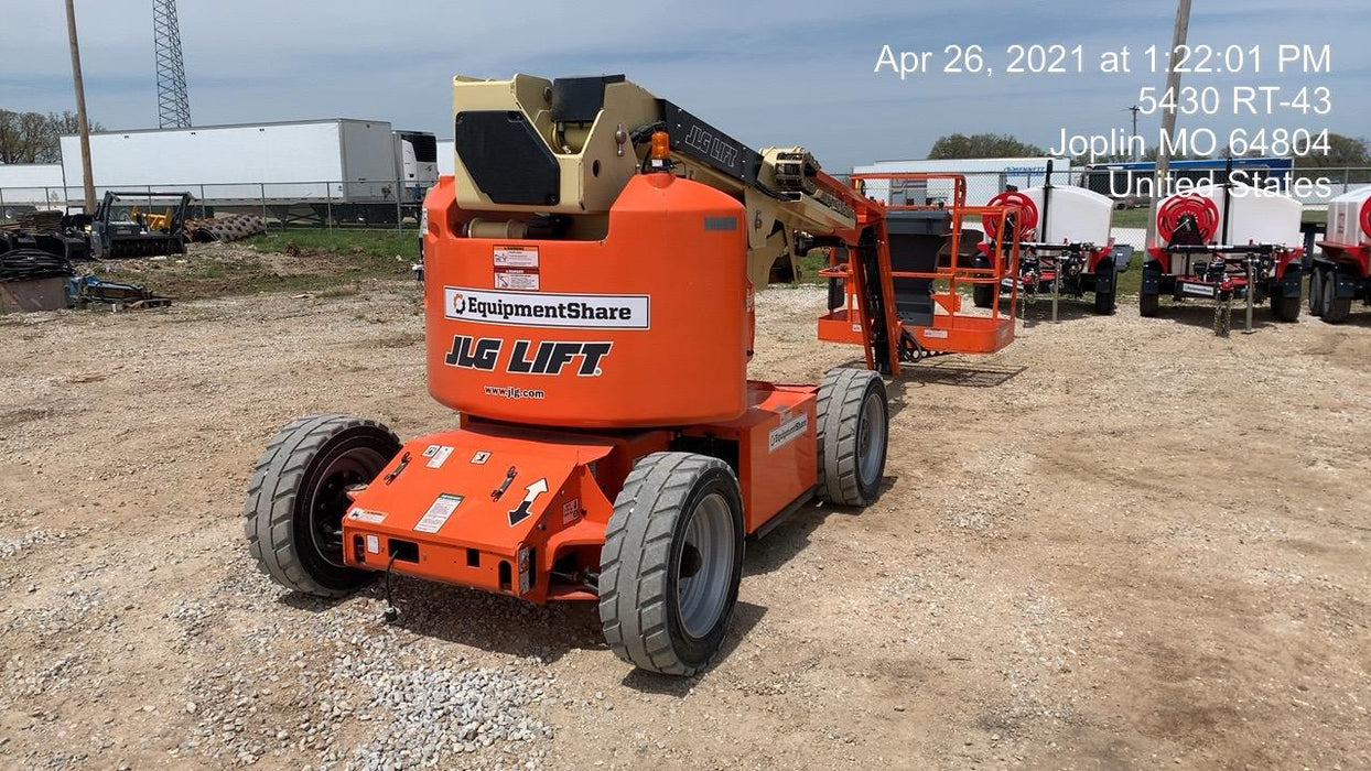 2019 JLG E450AJ