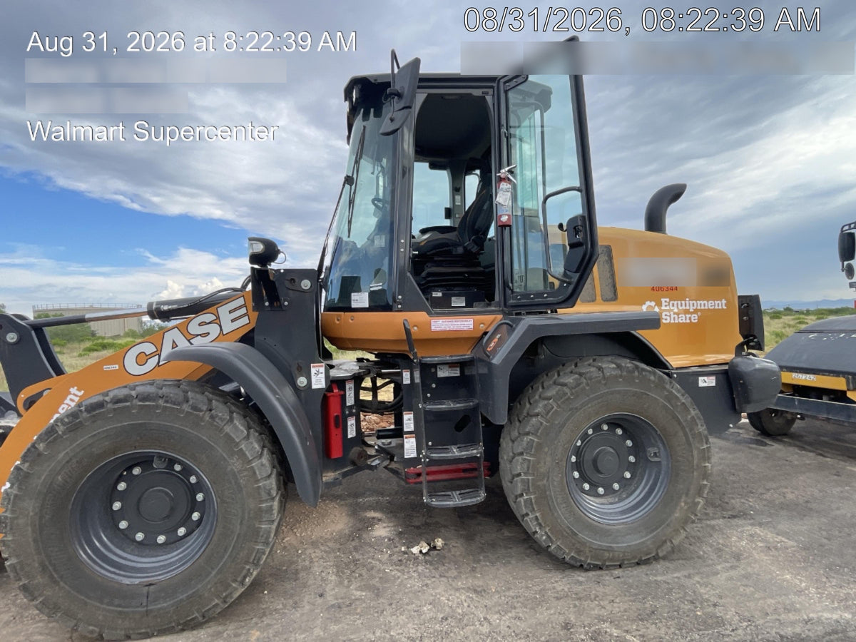 2024 CASE 521G