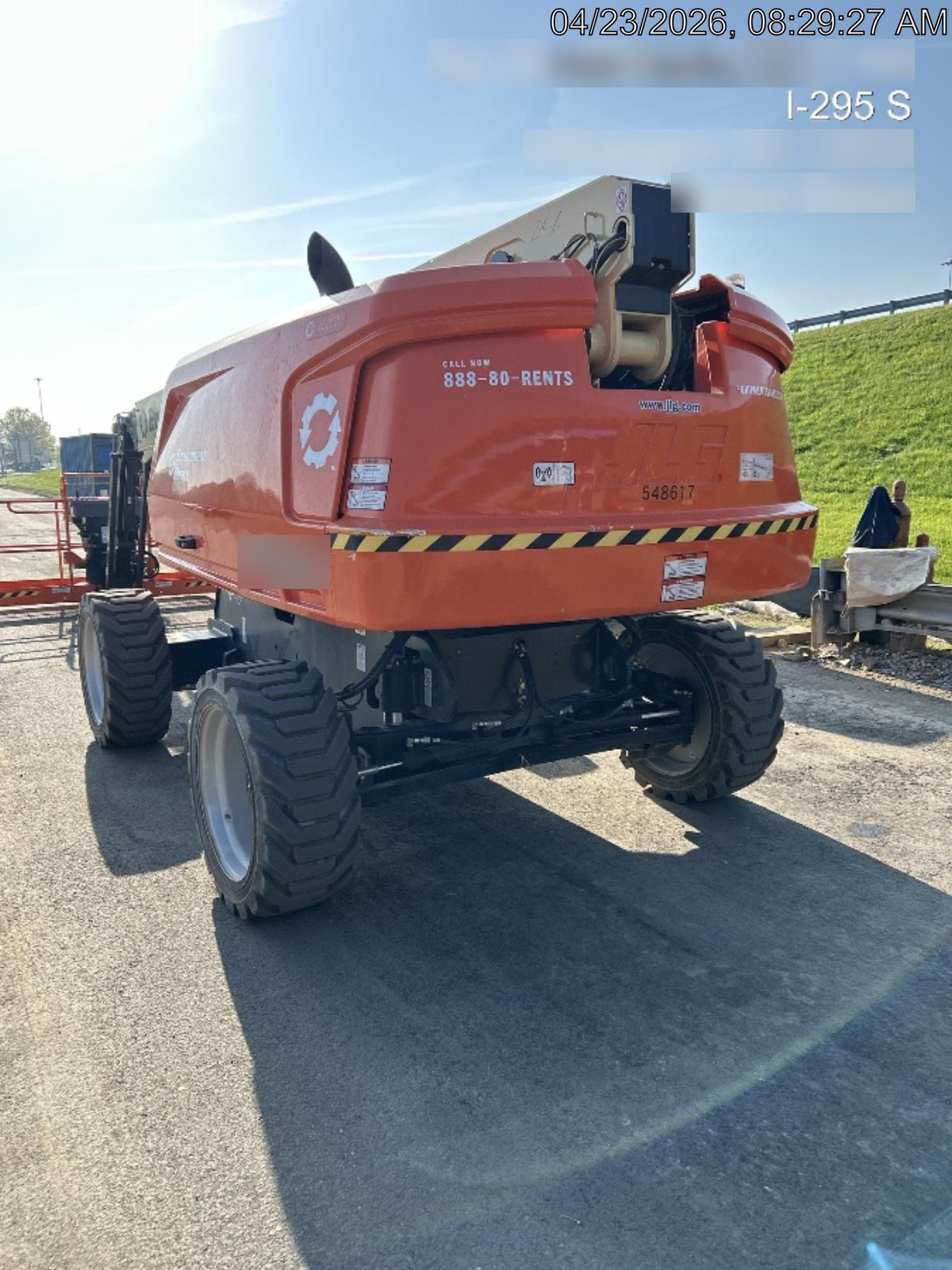 2025 JLG 660SJ
