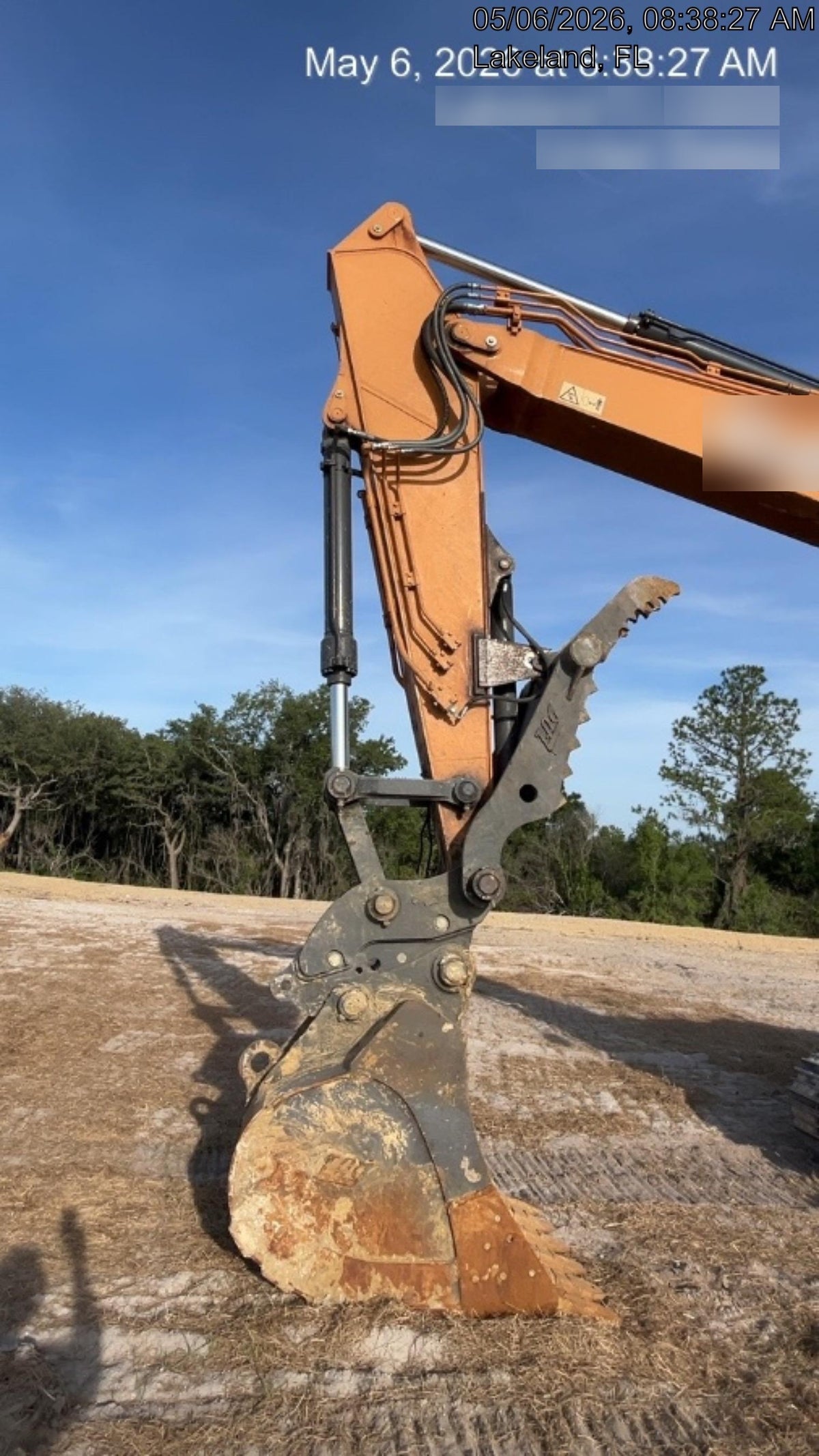 2023 CASE CX260E