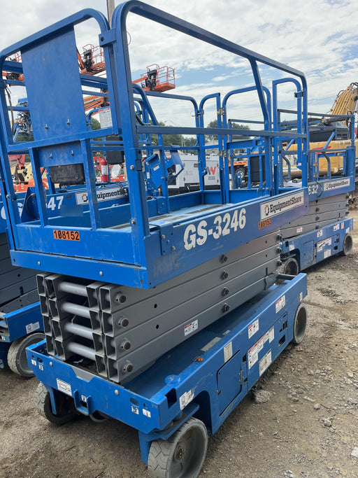 2020 Genie GS-3246 Standard, Folding full height swing gate