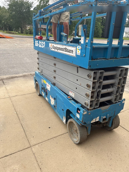 2019 Genie GS-3232 Standard Options