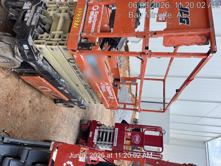 2023 JLG ES2632