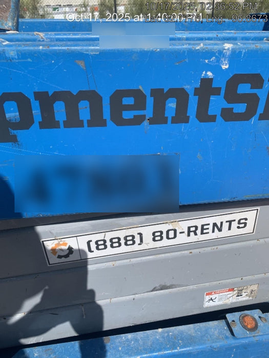 2019 Genie GS-2632 Folding rails with half height swing gate