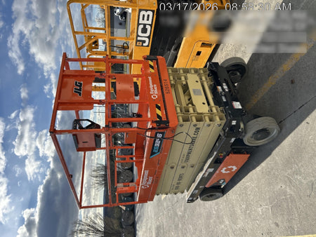 2025 JLG ES3246