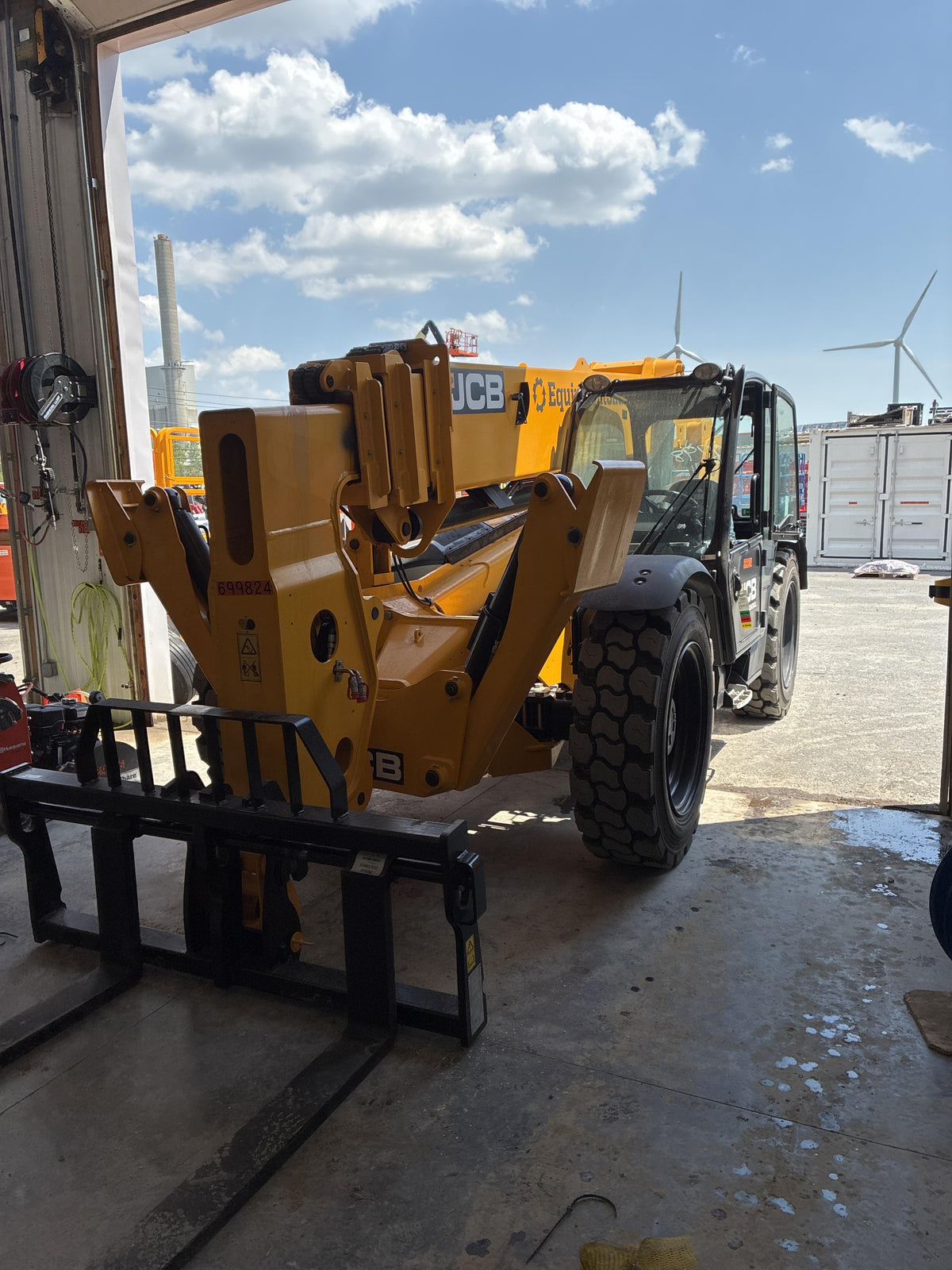 2026 JCB 510-56