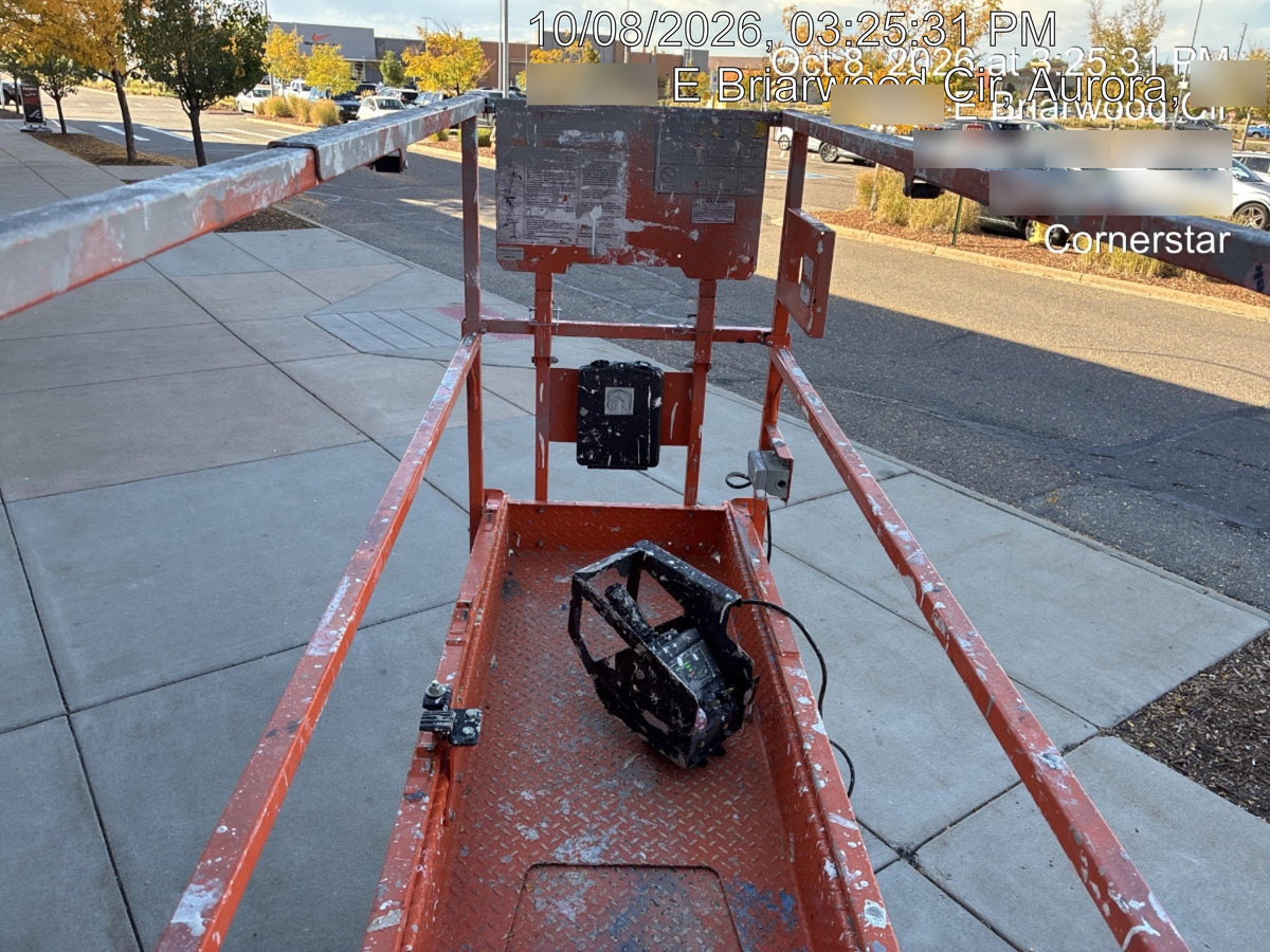 2023 JLG ES2632