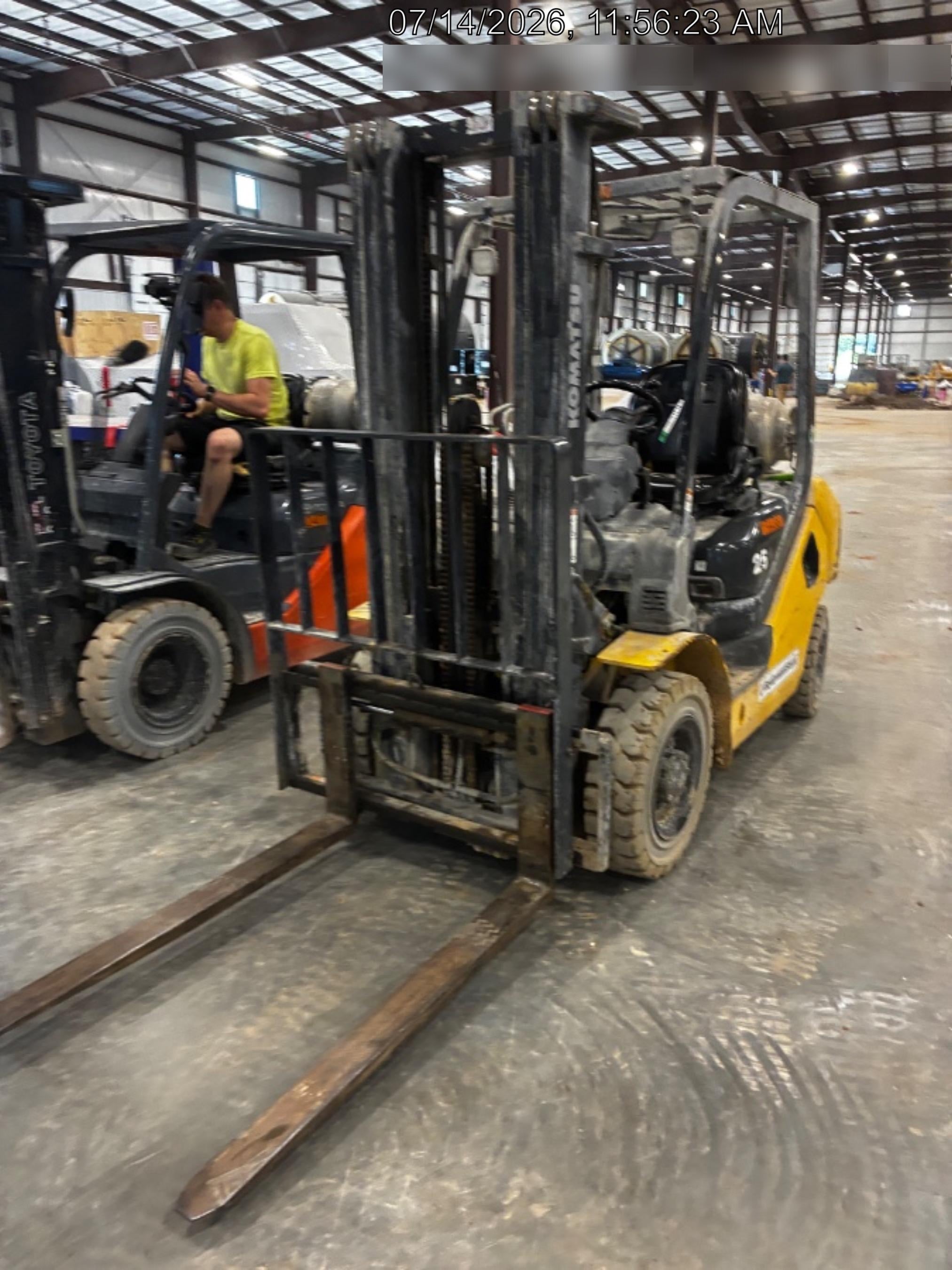 2021 KOMATSU FG25T-16