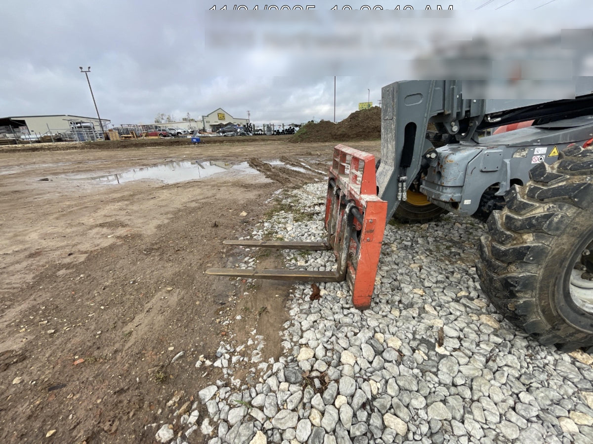 2016 Skyjack SJ843 TH 8,000 lb Telehandler