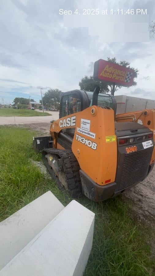 2021 CASE TR310B