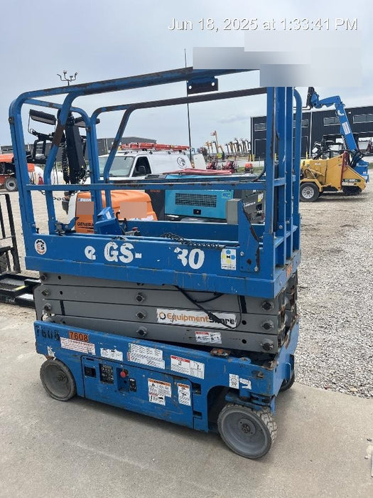 2018 Genie GS-1930 Genie GS-1930 Lift w/Fixed Rail and Chain Entry