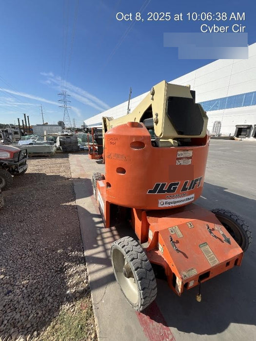 2019 JLG E400AJPN