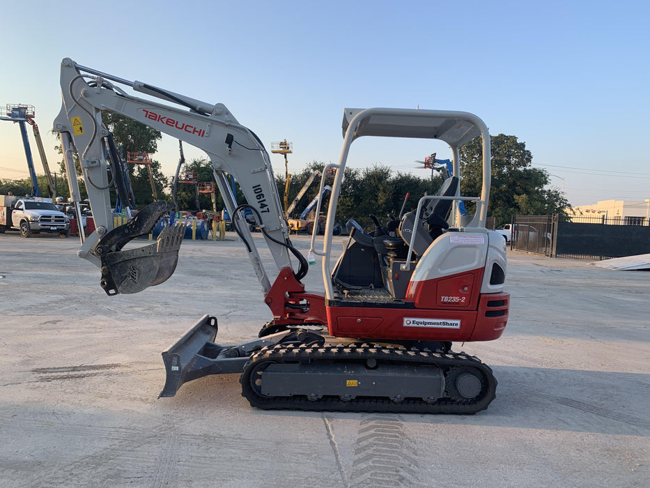 2020 Takeuchi TB235-2R Canopy, Rubber Tracks, Manual TAG QC
