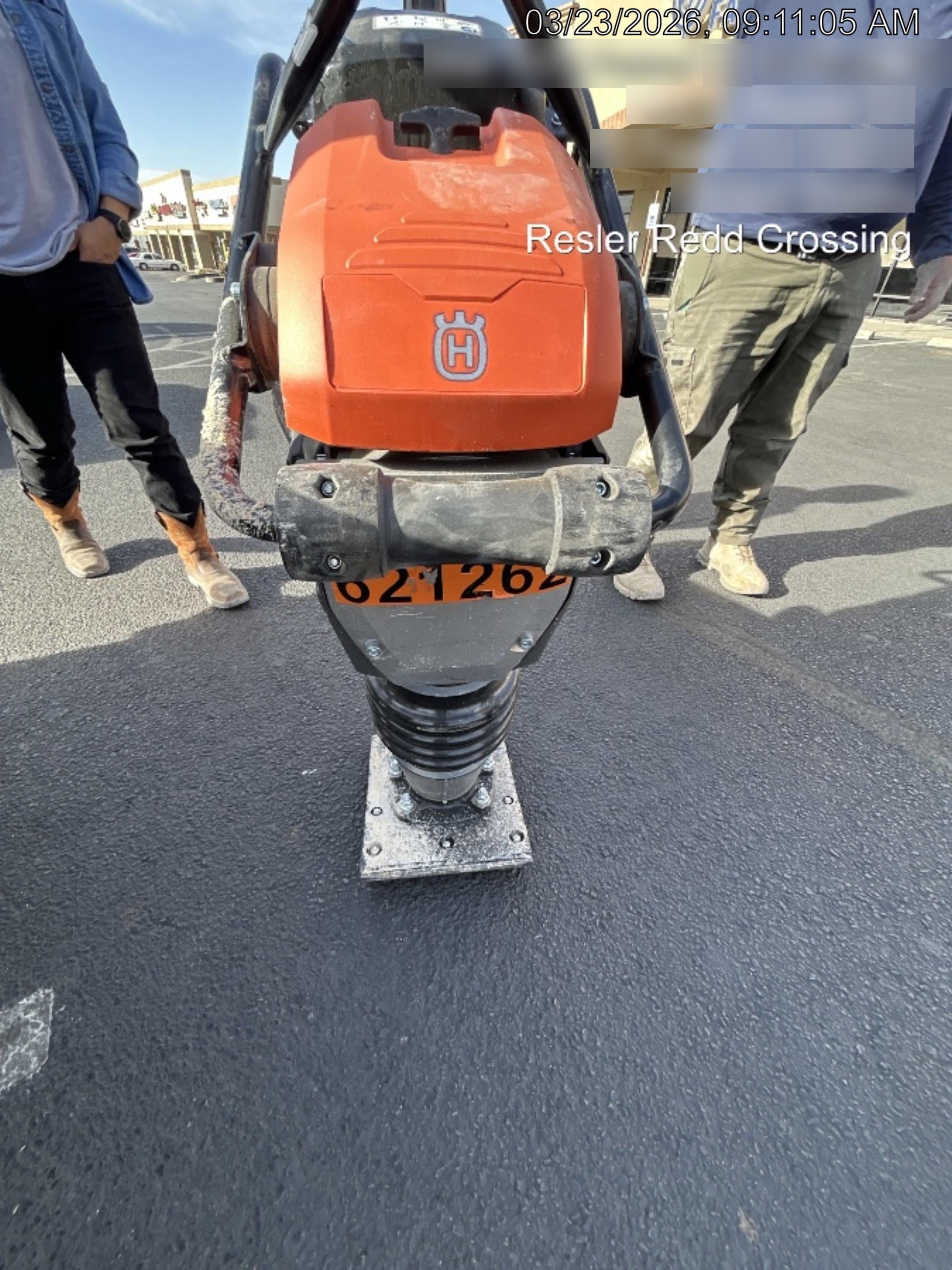 2025 HUSQVARNA LT6005