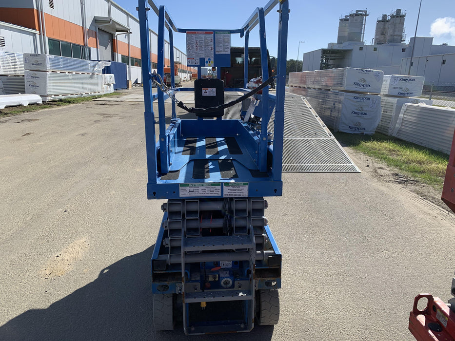 2020 Genie GS-1930 Fixed rails with chain entry gate - Pre A92.20