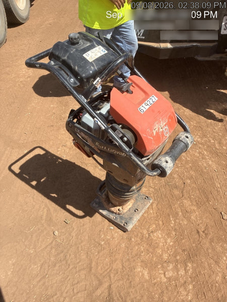 2025 HUSQVARNA LT6005