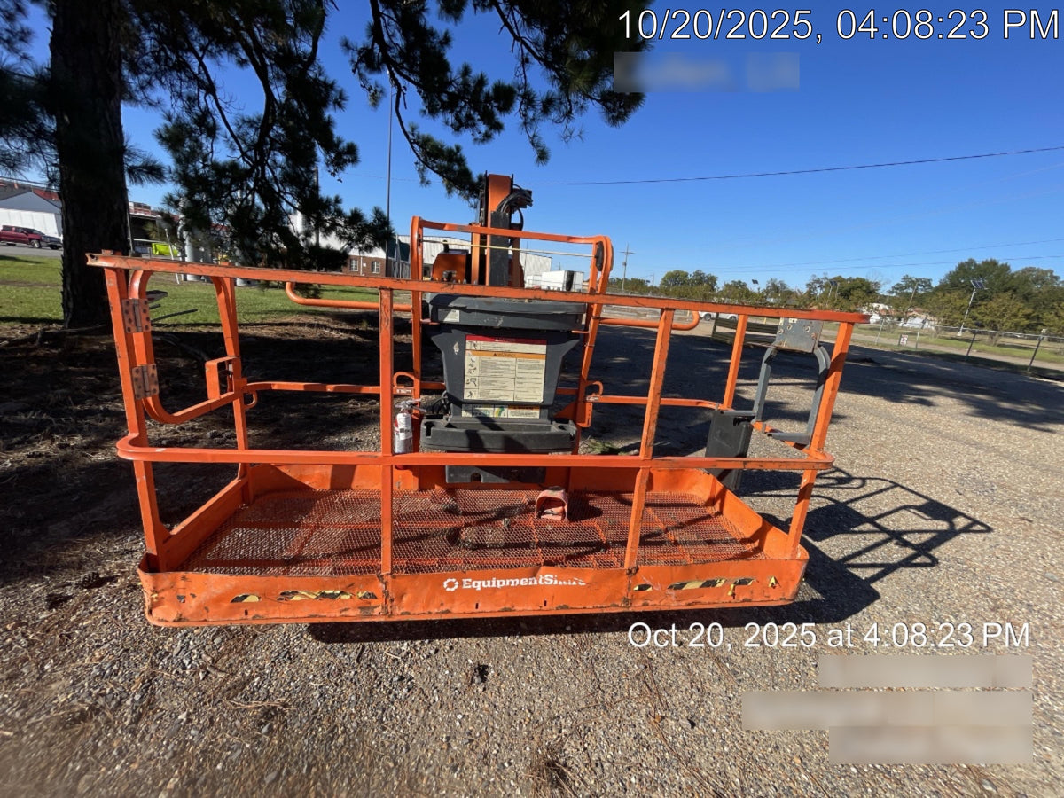 2022 JLG 860SJ