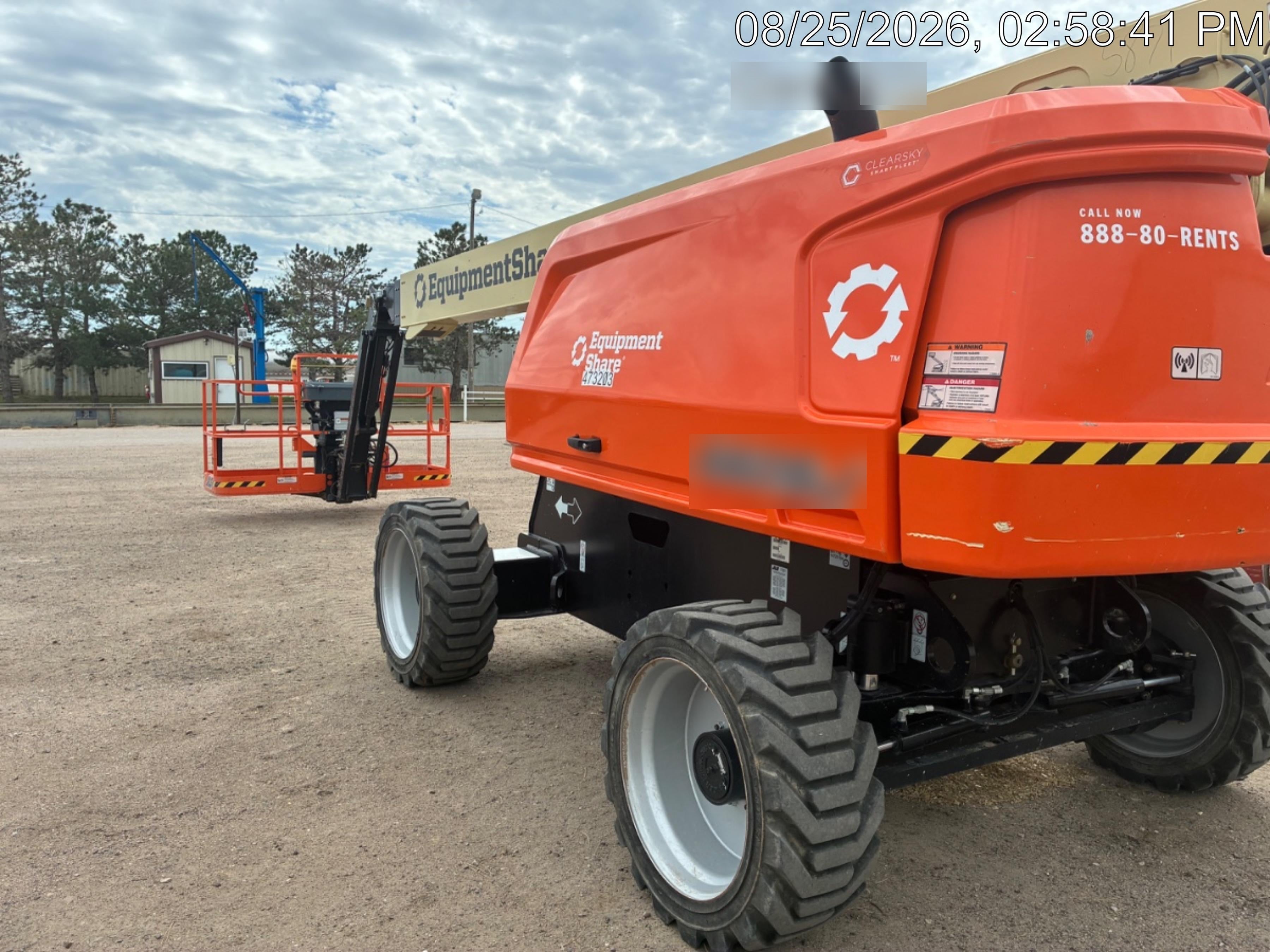 2025 JLG 660SJ