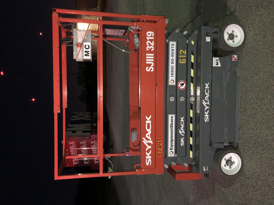 2017 Skyjack SJIII-3219 Standard Rental Specs
