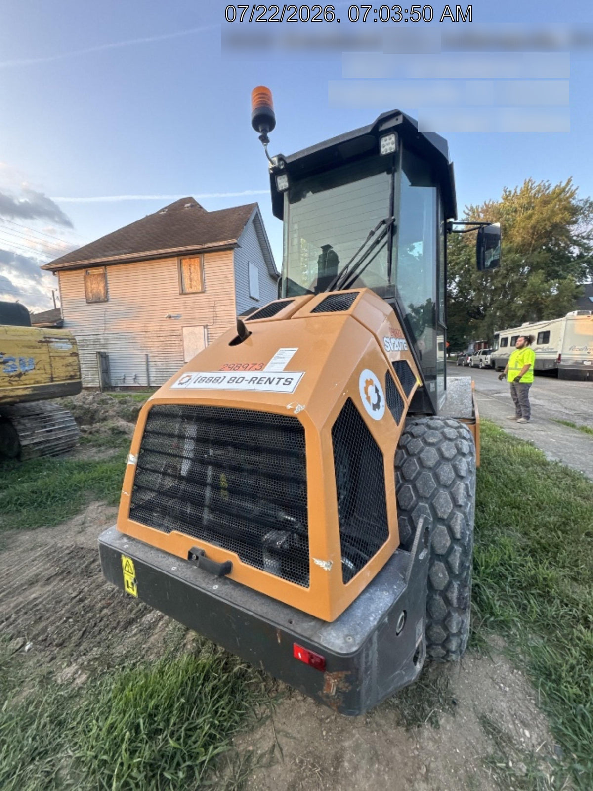 2023 CASE SV207E