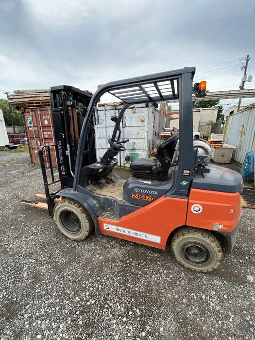 2022 TOYOTA 50-8FGU25