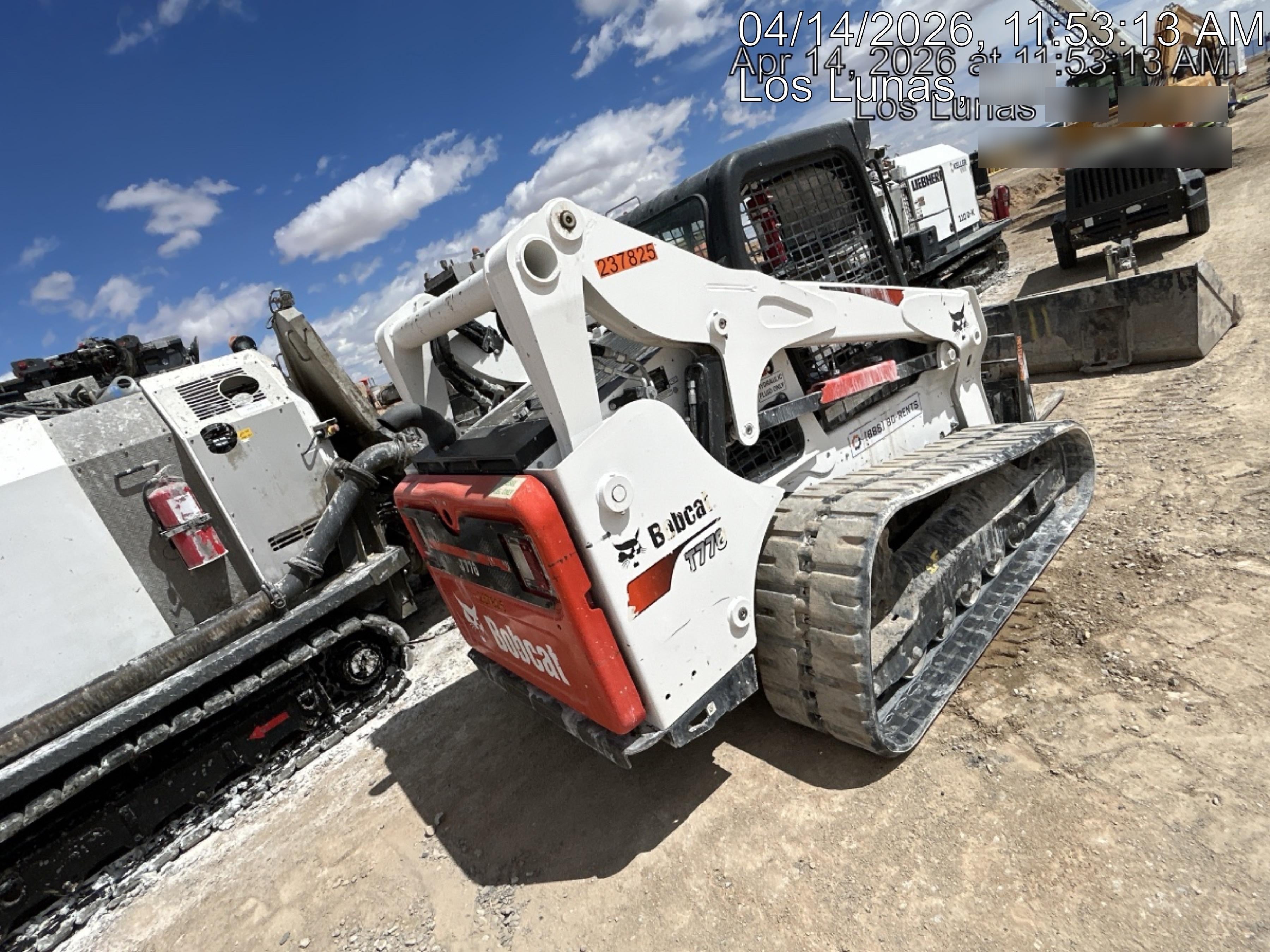 2022 ARROW MATERIAL HANDLING 72" Pallet Forks - Arrow
