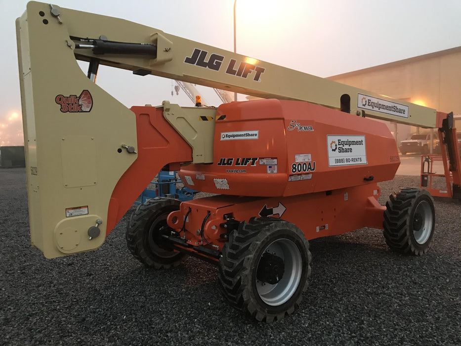 2019 JLG 800AJ